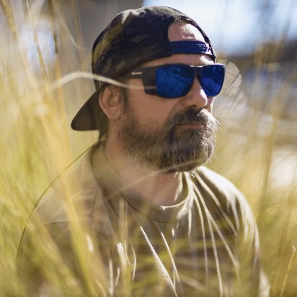 CLUTCH Safety - Polarized Blue Mirror  (Grande Available)